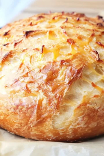 Dutch Oven Cheddar Bread